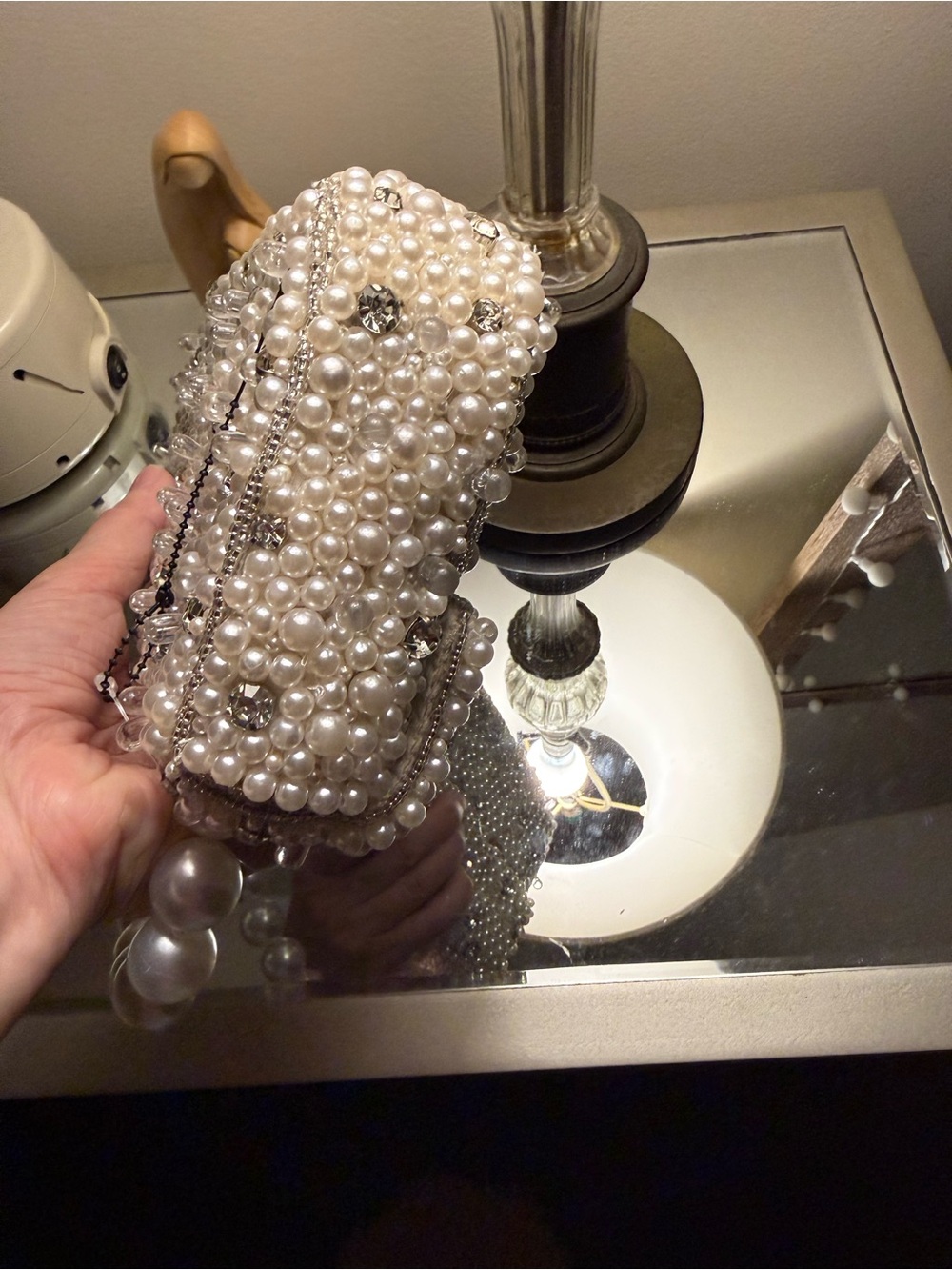 Fiona Beaded Bag: Pearl-Strap Embellished Edition - Picture 7 of 12